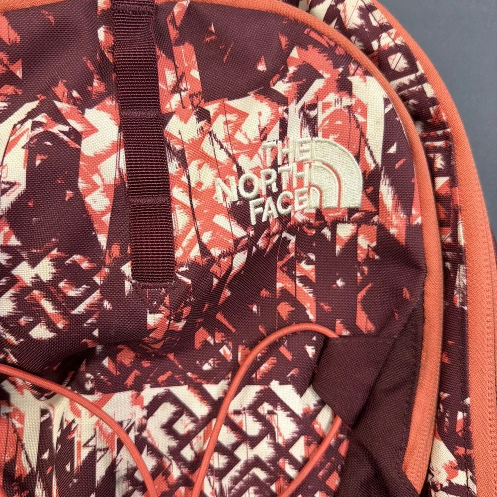 The North Face Jester Backpack‎ Unisex Red Deep Garnet Ethnique Laptop Sleeve